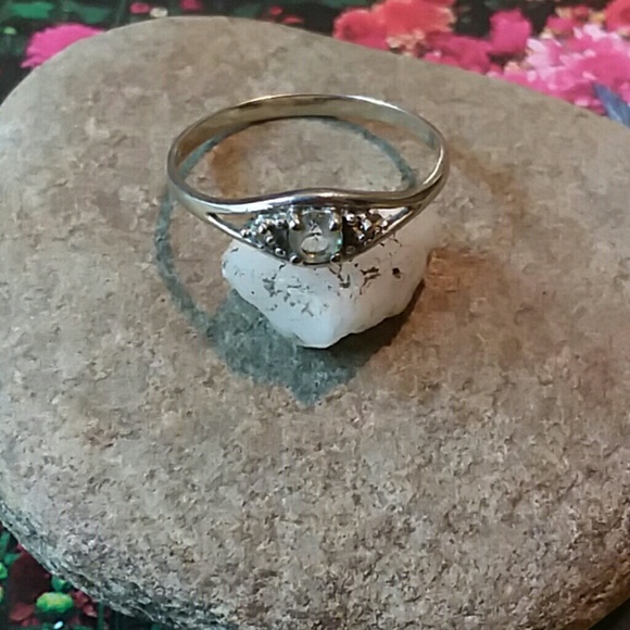 Jewelry - 10k White Gold ring Jewelry - 10k White Gold ring